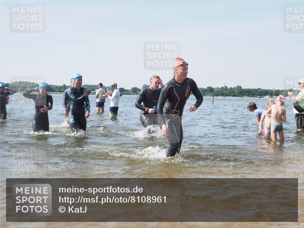 22.06.2025 - Viking Triathlon KatJ http://msf.ph/oto/8108961 22.06.2025 10:38:30 Schwimmen 22, 85, 156, 215, 269, 398, 419, 428, 447, 509, 535, 601, 603, 659, 662 meine-sportfotos.de