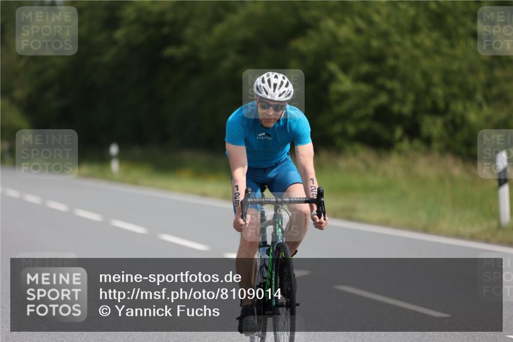 22.06.2025 - Viking Triathlon Yannick Fuchs http://msf.ph/oto/8109014 22.06.2025 11:32:59 Radfahren 95, 128, 287, 291, 309, 379, 625, 662 meine-sportfotos.de