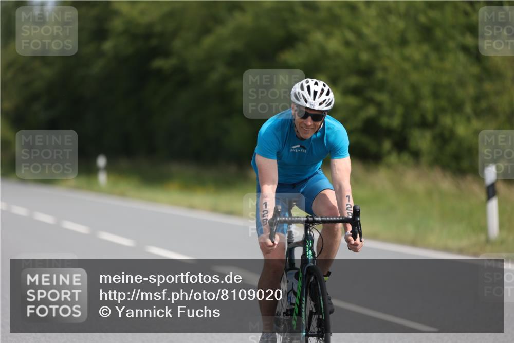 22.06.2025 - Viking Triathlon Yannick Fuchs http://msf.ph/oto/8109020 22.06.2025 11:32:59 Radfahren 95, 128, 287, 291, 309, 379, 625, 662 meine-sportfotos.de