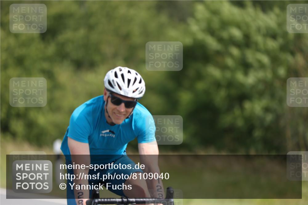 22.06.2025 - Viking Triathlon Yannick Fuchs http://msf.ph/oto/8109040 22.06.2025 11:33:00 Radfahren 95, 128, 287, 291, 379, 625, 662 meine-sportfotos.de