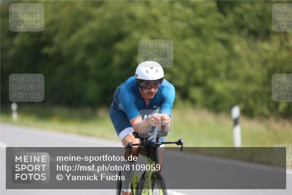 22.06.2025 - Viking Triathlon Yannick Fuchs http://msf.ph/oto/8109059 22.06.2025 11:33:02 Radfahren 95, 128, 287, 291, 379, 625, 662 meine-sportfotos.de