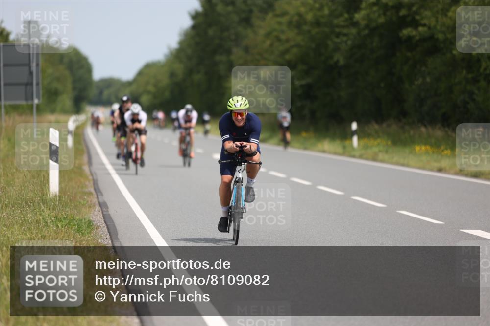 22.06.2025 - Viking Triathlon Yannick Fuchs http://msf.ph/oto/8109082 22.06.2025 12:13:56 Radfahren 28, 150, 172, 180, 184, 253, 375, 482, 513, 635, 645 meine-sportfotos.de