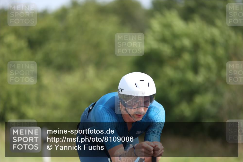 22.06.2025 - Viking Triathlon Yannick Fuchs http://msf.ph/oto/8109086 22.06.2025 11:33:03 Radfahren 95, 128, 287, 291, 379, 625, 662 meine-sportfotos.de