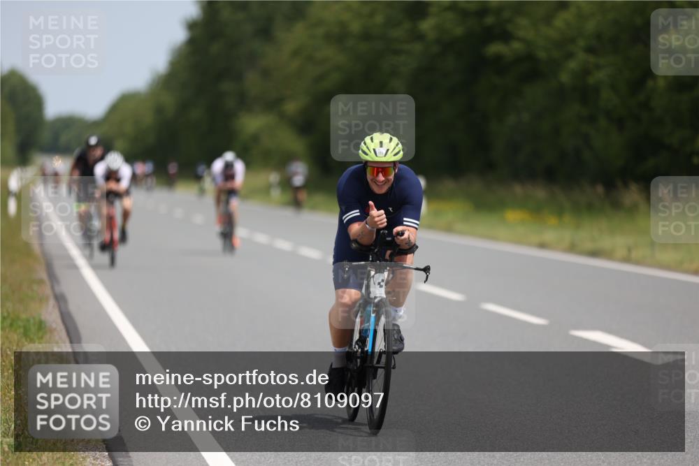 22.06.2025 - Viking Triathlon Yannick Fuchs http://msf.ph/oto/8109097 22.06.2025 12:13:57 Radfahren 28, 150, 172, 180, 184, 253, 375, 513, 635, 645 meine-sportfotos.de