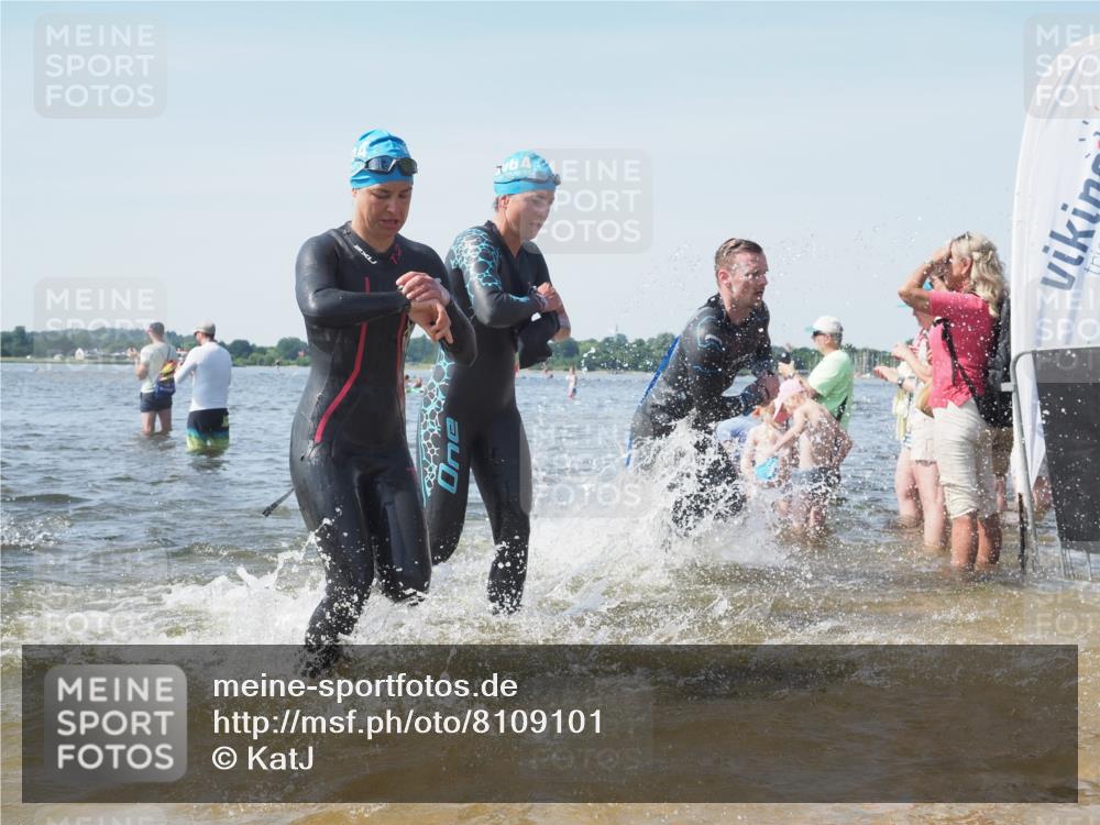 22.06.2025 - Viking Triathlon KatJ http://msf.ph/oto/8109101 22.06.2025 10:38:34 Schwimmen 22, 85, 156, 164, 215, 269, 315, 398, 419, 428, 509, 535, 601, 603, 659 meine-sportfotos.de