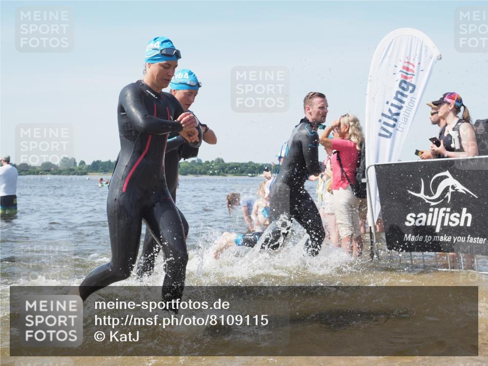 22.06.2025 - Viking Triathlon KatJ http://msf.ph/oto/8109115 22.06.2025 10:38:34 Schwimmen 22, 85, 156, 164, 215, 269, 315, 398, 419, 428, 509, 535, 601, 603, 659 meine-sportfotos.de
