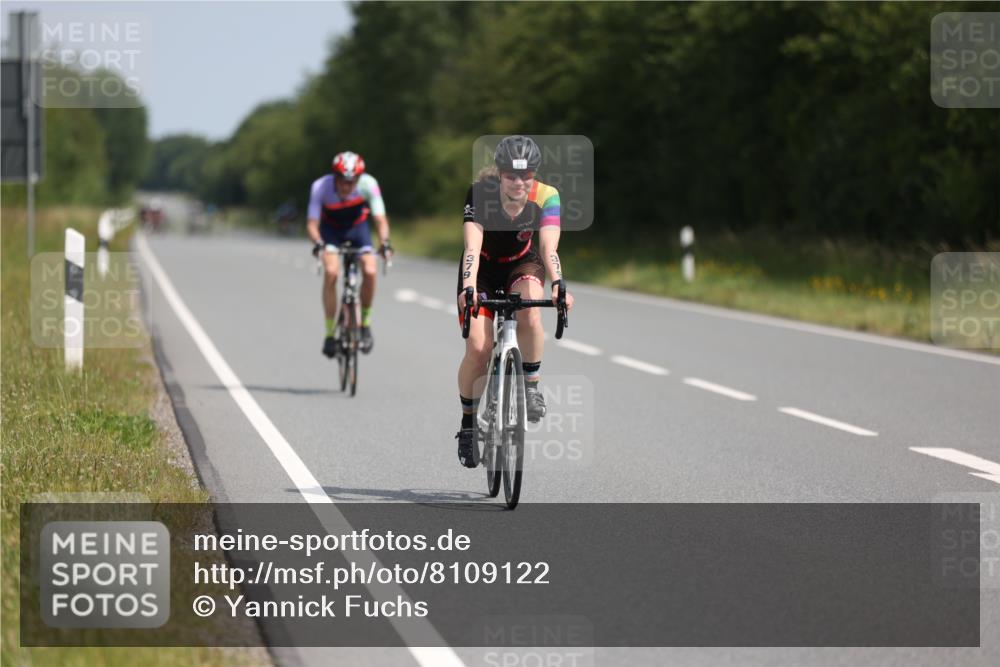 22.06.2025 - Viking Triathlon Yannick Fuchs http://msf.ph/oto/8109122 22.06.2025 11:33:06 Radfahren 95, 287, 379, 625, 662 meine-sportfotos.de
