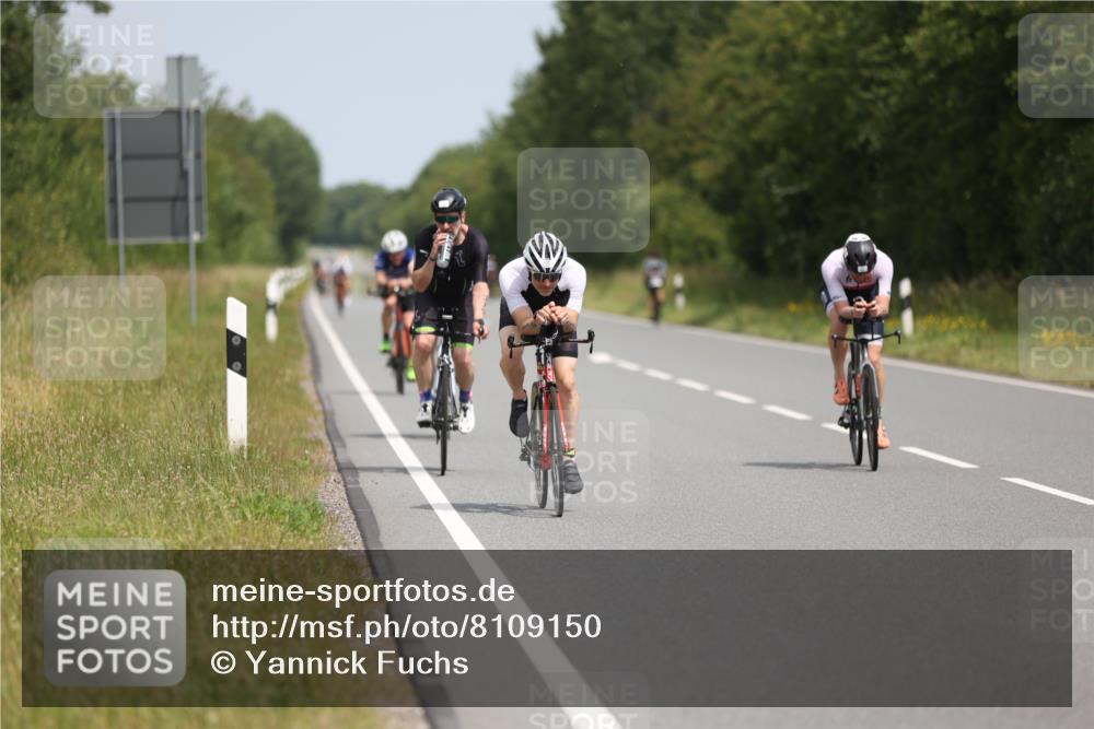 22.06.2025 - Viking Triathlon Yannick Fuchs http://msf.ph/oto/8109150 22.06.2025 12:13:59 Radfahren 28, 150, 172, 180, 184, 253, 375, 513, 635, 645 meine-sportfotos.de