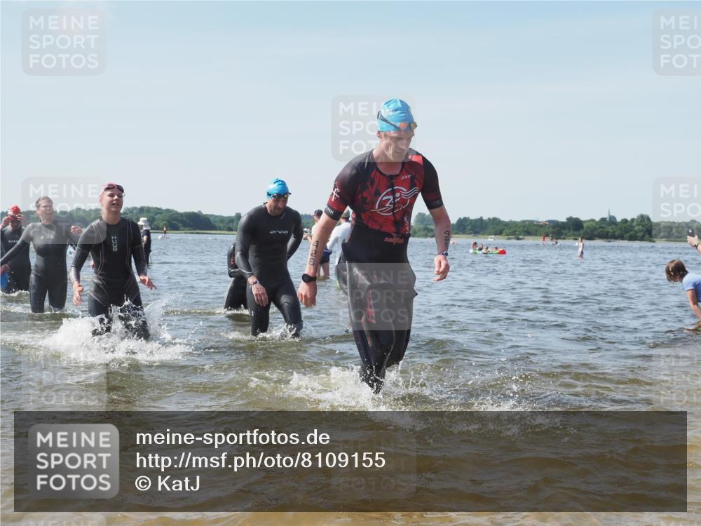 22.06.2025 - Viking Triathlon KatJ http://msf.ph/oto/8109155 22.06.2025 10:38:36 Schwimmen 22, 85, 156, 164, 215, 269, 315, 327, 398, 419, 428, 509, 535, 601, 603, 659 meine-sportfotos.de