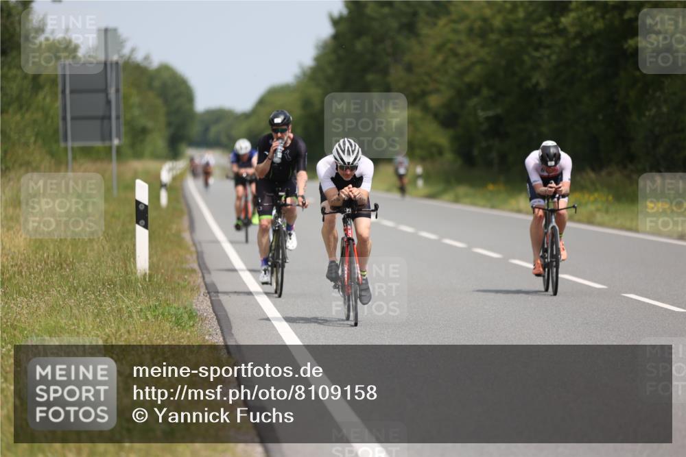 22.06.2025 - Viking Triathlon Yannick Fuchs http://msf.ph/oto/8109158 22.06.2025 12:13:59 Radfahren 28, 150, 172, 180, 184, 253, 375, 513, 635, 645 meine-sportfotos.de