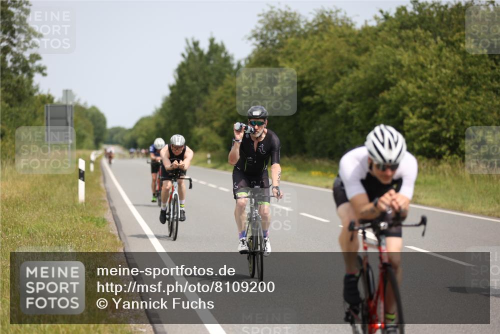 22.06.2025 - Viking Triathlon Yannick Fuchs http://msf.ph/oto/8109200 22.06.2025 12:14:01 Radfahren 28, 150, 172, 180, 184, 253, 375, 416, 513, 635, 645 meine-sportfotos.de