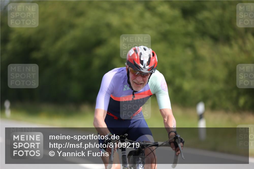 22.06.2025 - Viking Triathlon Yannick Fuchs http://msf.ph/oto/8109219 22.06.2025 11:33:10 Radfahren 379, 625, 662 meine-sportfotos.de