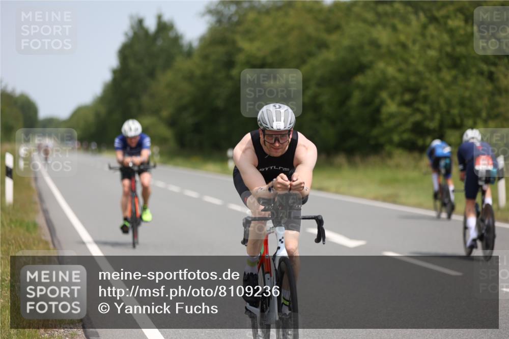 22.06.2025 - Viking Triathlon Yannick Fuchs http://msf.ph/oto/8109236 22.06.2025 12:14:03 Radfahren 28, 150, 172, 184, 253, 375, 416, 513, 634, 635, 645 meine-sportfotos.de