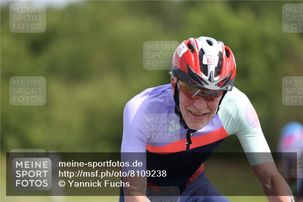 22.06.2025 - Viking Triathlon Yannick Fuchs http://msf.ph/oto/8109238 22.06.2025 11:33:10 Radfahren 379, 625, 662 meine-sportfotos.de