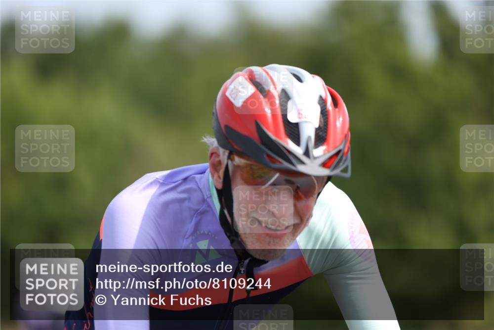 22.06.2025 - Viking Triathlon Yannick Fuchs http://msf.ph/oto/8109244 22.06.2025 11:33:10 Radfahren 379, 625, 662 meine-sportfotos.de