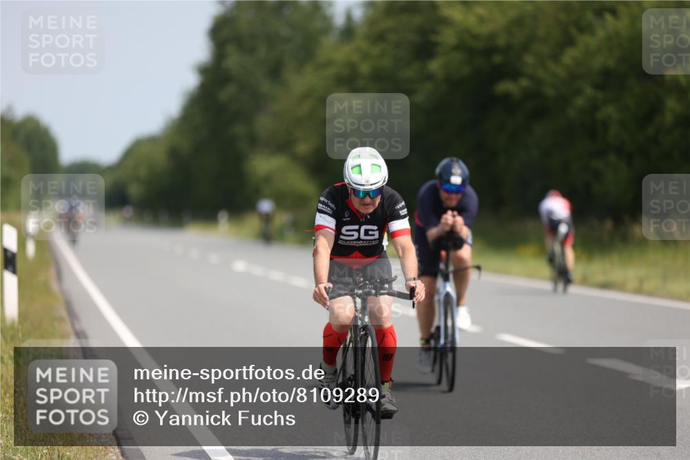 22.06.2025 - Viking Triathlon Yannick Fuchs http://msf.ph/oto/8109289 22.06.2025 11:33:36 Radfahren 141, 159 meine-sportfotos.de