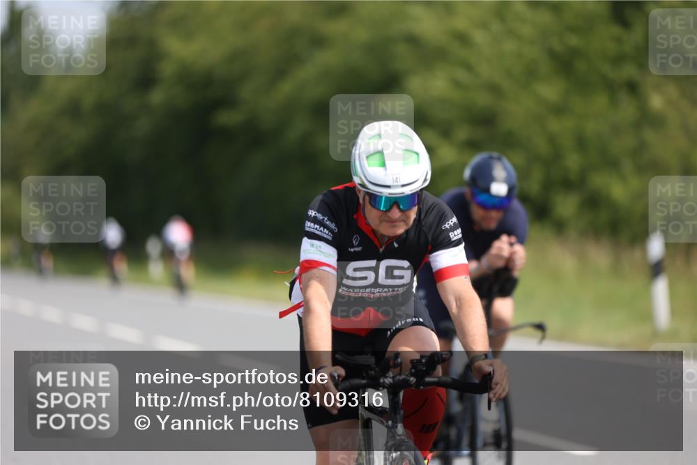 22.06.2025 - Viking Triathlon Yannick Fuchs http://msf.ph/oto/8109316 22.06.2025 11:33:37 Radfahren 141, 159 meine-sportfotos.de