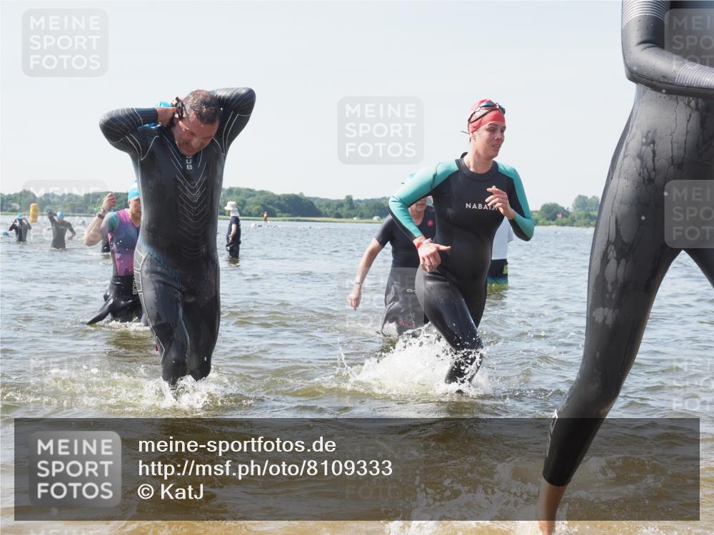 22.06.2025 - Viking Triathlon KatJ http://msf.ph/oto/8109333 22.06.2025 10:38:42 Schwimmen 22, 85, 135, 156, 164, 211, 215, 315, 327, 336, 419, 601, 659 meine-sportfotos.de