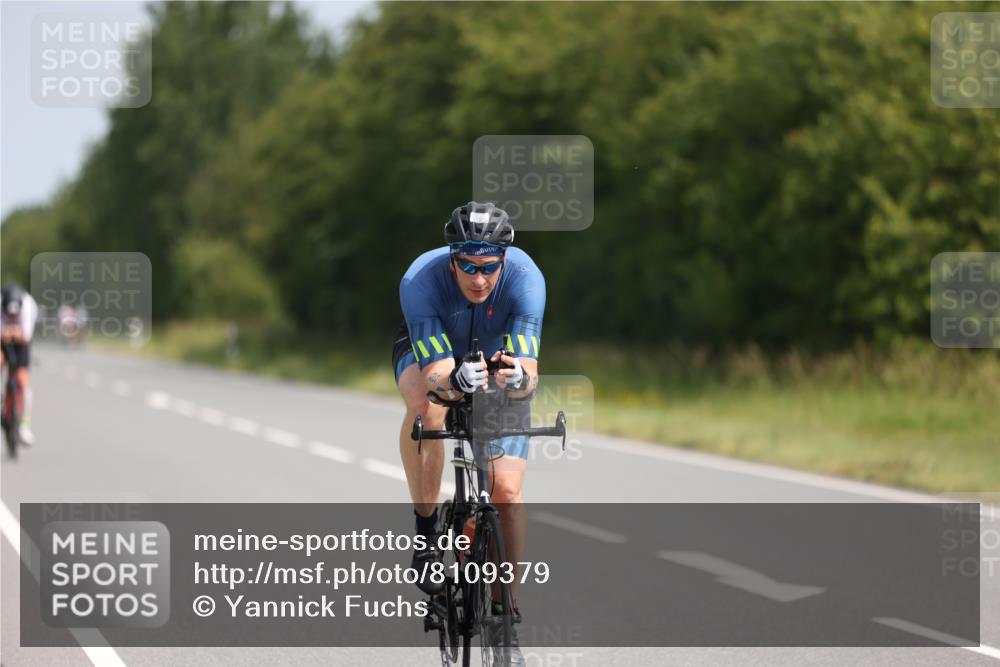 22.06.2025 - Viking Triathlon Yannick Fuchs http://msf.ph/oto/8109379 22.06.2025 11:33:49 Radfahren 25, 28, 290, 635 meine-sportfotos.de