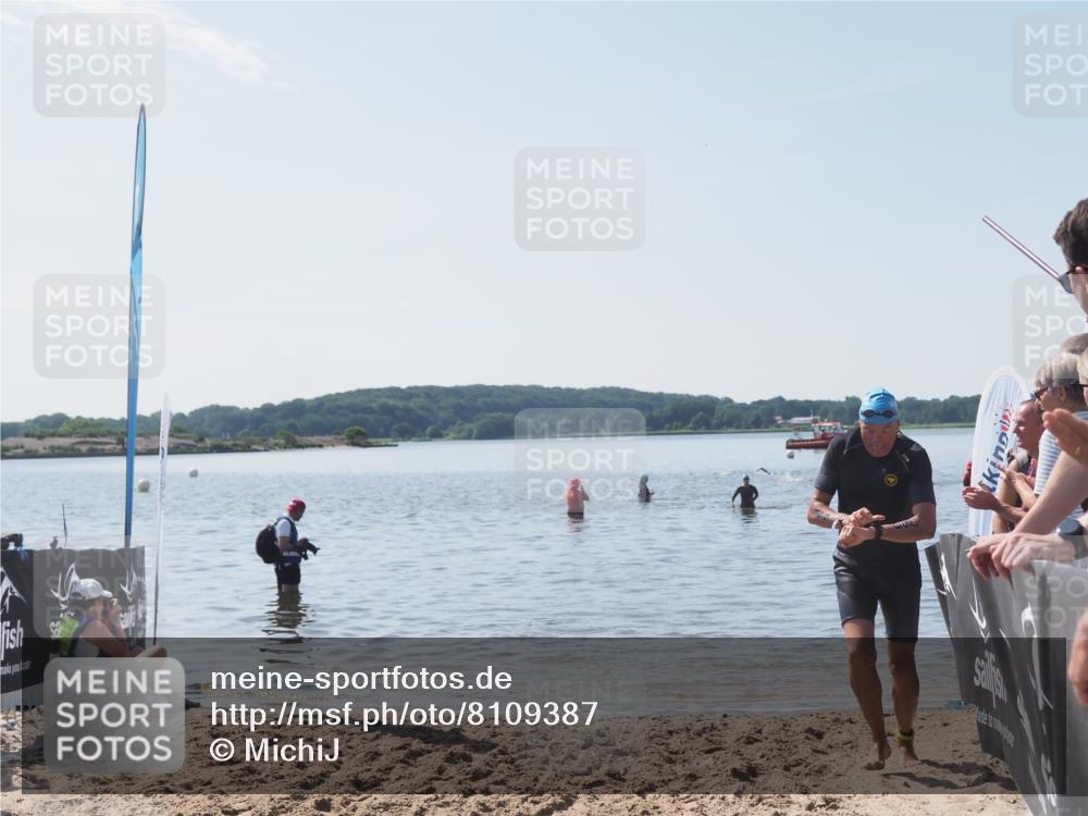 22.06.2025 - Viking Triathlon MichiJ http://msf.ph/oto/8109387 22.06.2025 10:58:28 Schwimmen  meine-sportfotos.de
