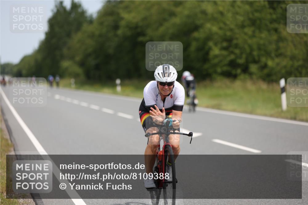 22.06.2025 - Viking Triathlon Yannick Fuchs http://msf.ph/oto/8109388 22.06.2025 12:14:15 Radfahren 77, 125, 203, 634 meine-sportfotos.de