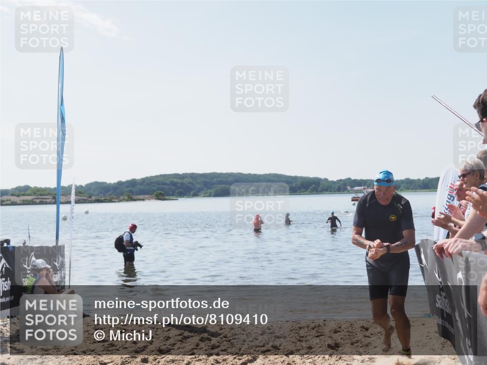 22.06.2025 - Viking Triathlon MichiJ http://msf.ph/oto/8109410 22.06.2025 10:58:28 Schwimmen  meine-sportfotos.de
