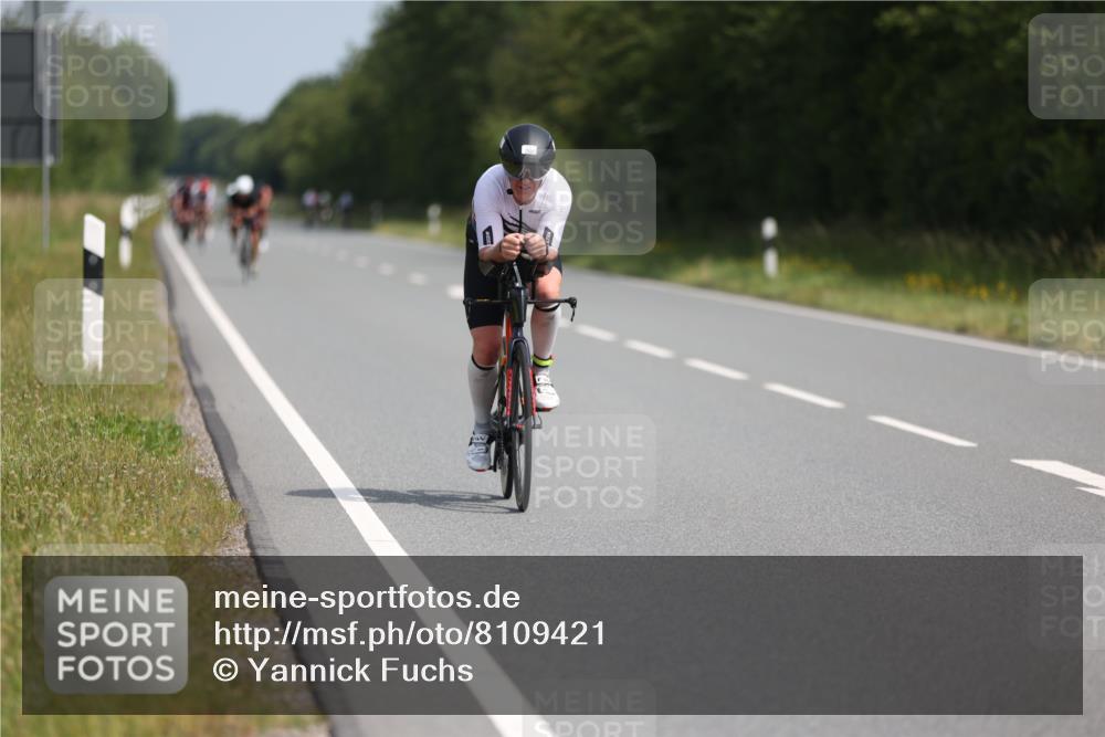 22.06.2025 - Viking Triathlon Yannick Fuchs http://msf.ph/oto/8109421 22.06.2025 11:33:51 Radfahren 25, 28, 283, 290, 635 meine-sportfotos.de
