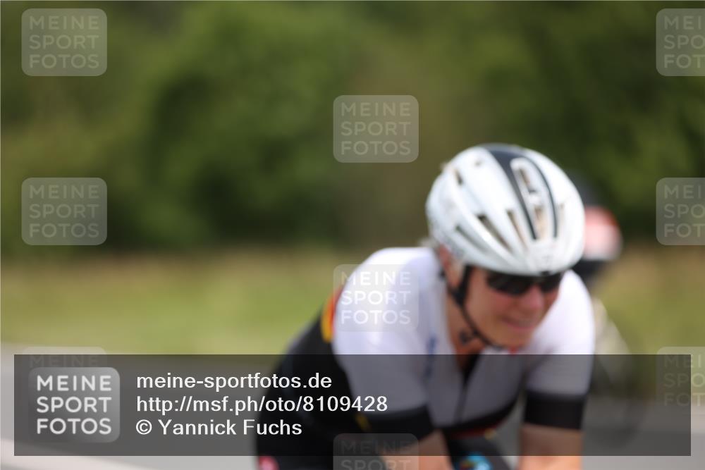 22.06.2025 - Viking Triathlon Yannick Fuchs http://msf.ph/oto/8109428 22.06.2025 12:14:15 Radfahren 77, 125, 203, 634 meine-sportfotos.de