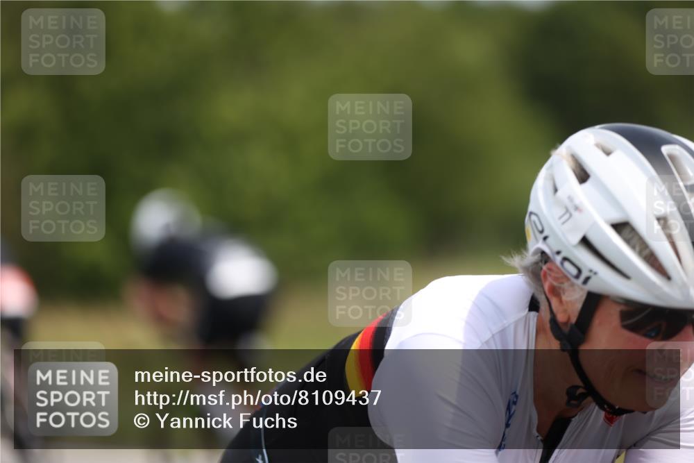 22.06.2025 - Viking Triathlon Yannick Fuchs http://msf.ph/oto/8109437 22.06.2025 12:14:16 Radfahren 77, 125, 203, 634 meine-sportfotos.de