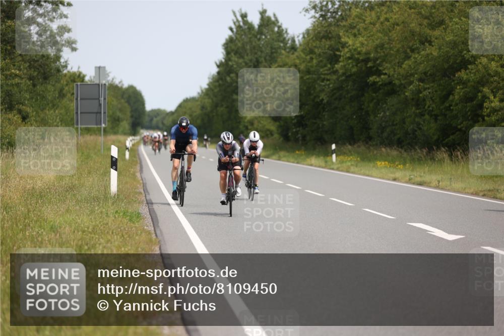 22.06.2025 - Viking Triathlon Yannick Fuchs http://msf.ph/oto/8109450 22.06.2025 12:14:32 Radfahren 86, 241, 344, 454 meine-sportfotos.de
