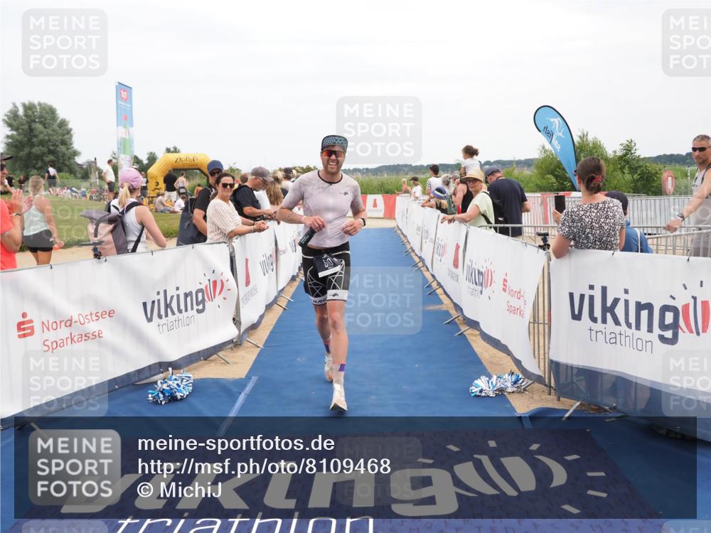 22.06.2025 - Viking Triathlon MichiJ http://msf.ph/oto/8109468 22.06.2025 15:01:00 Ziel 510 meine-sportfotos.de