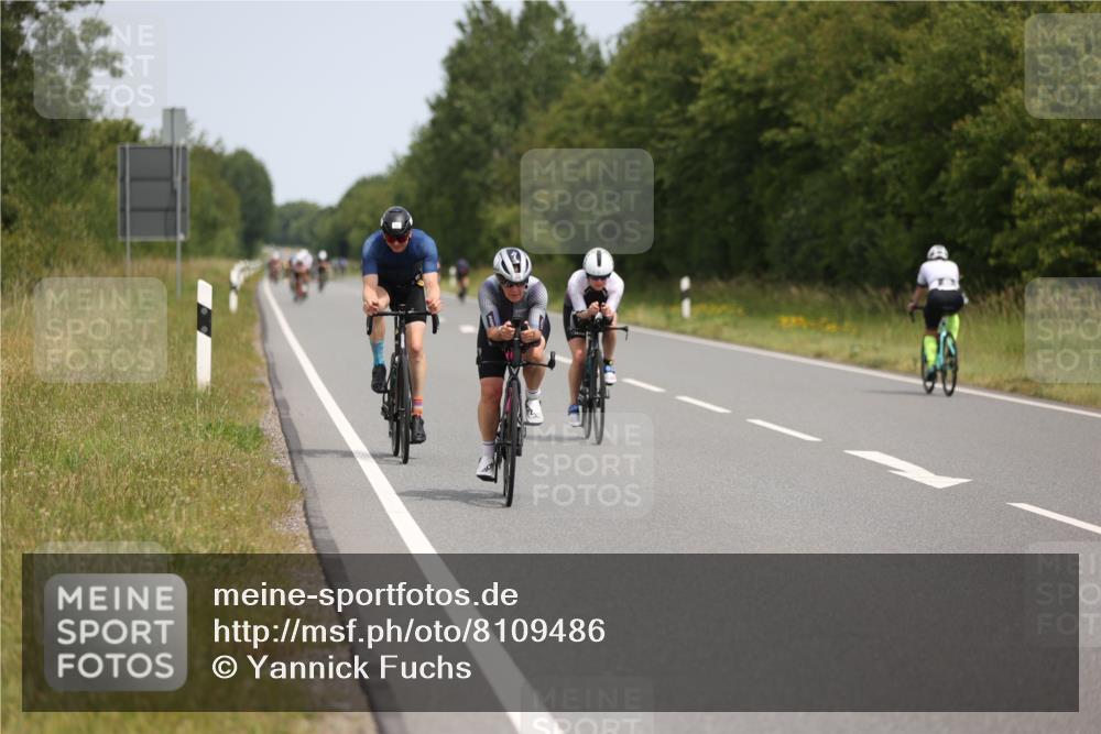 22.06.2025 - Viking Triathlon Yannick Fuchs http://msf.ph/oto/8109486 22.06.2025 12:14:33 Radfahren 86, 241, 344, 454 meine-sportfotos.de