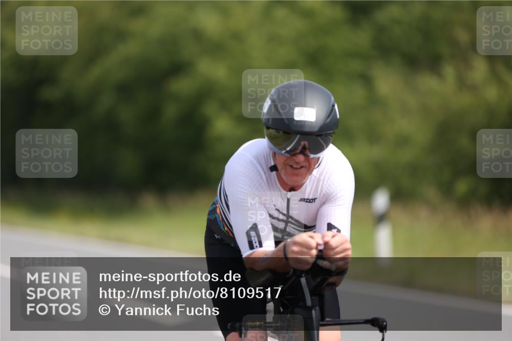 22.06.2025 - Viking Triathlon Yannick Fuchs http://msf.ph/oto/8109517 22.06.2025 11:33:53 Radfahren 25, 28, 283, 290, 635 meine-sportfotos.de