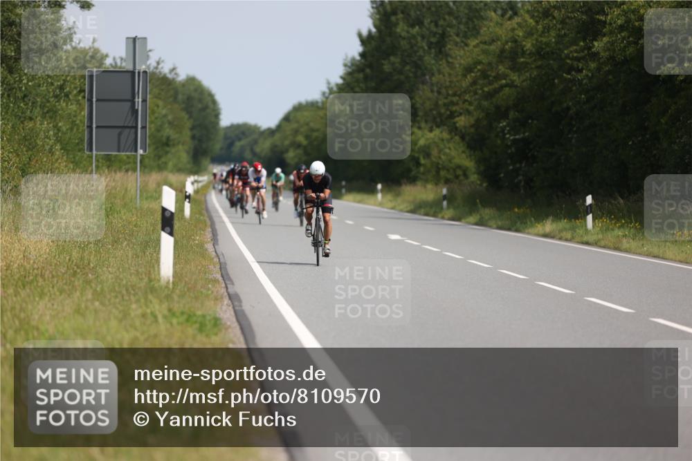 22.06.2025 - Viking Triathlon Yannick Fuchs http://msf.ph/oto/8109570 22.06.2025 11:33:55 Radfahren 28, 184, 283, 290, 327, 369, 635 meine-sportfotos.de