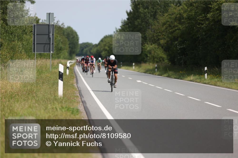 22.06.2025 - Viking Triathlon Yannick Fuchs http://msf.ph/oto/8109580 22.06.2025 11:33:55 Radfahren 28, 184, 283, 290, 327, 369, 635 meine-sportfotos.de