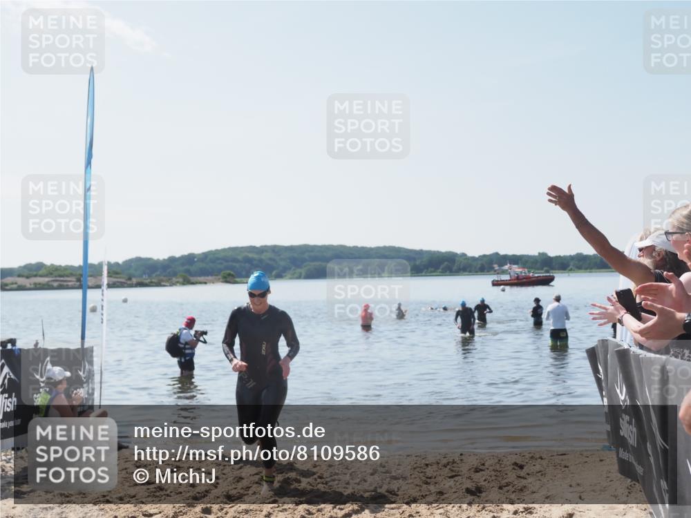 22.06.2025 - Viking Triathlon MichiJ http://msf.ph/oto/8109586 22.06.2025 10:58:56 Schwimmen 234, 268 meine-sportfotos.de