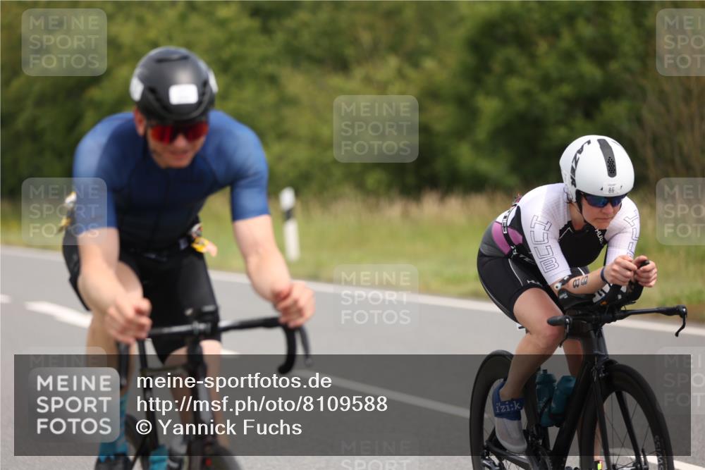 22.06.2025 - Viking Triathlon Yannick Fuchs http://msf.ph/oto/8109588 22.06.2025 12:14:36 Radfahren 86, 182, 241, 254, 344, 454 meine-sportfotos.de
