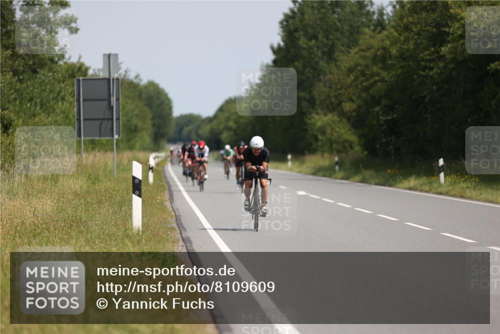 22.06.2025 - Viking Triathlon Yannick Fuchs http://msf.ph/oto/8109609 22.06.2025 11:33:56 Radfahren 28, 184, 199, 283, 290, 327, 369, 635 meine-sportfotos.de