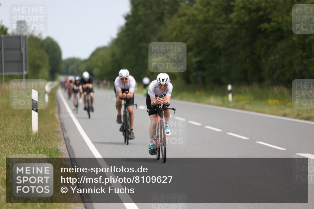 22.06.2025 - Viking Triathlon Yannick Fuchs http://msf.ph/oto/8109627 22.06.2025 12:14:44 Radfahren 182, 210, 241, 254, 353, 358, 411 meine-sportfotos.de