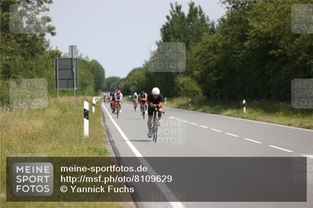 22.06.2025 - Viking Triathlon Yannick Fuchs http://msf.ph/oto/8109629 22.06.2025 11:33:57 Radfahren 28, 184, 199, 283, 290, 327, 369, 635 meine-sportfotos.de