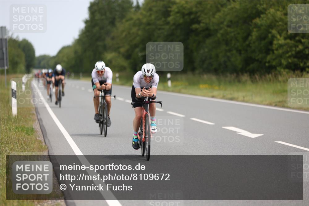 22.06.2025 - Viking Triathlon Yannick Fuchs http://msf.ph/oto/8109672 22.06.2025 12:14:44 Radfahren 182, 210, 241, 254, 353, 358, 411 meine-sportfotos.de