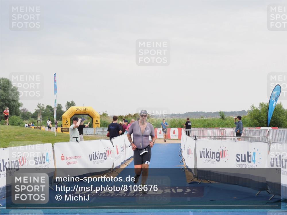 22.06.2025 - Viking Triathlon MichiJ http://msf.ph/oto/8109676 22.06.2025 16:38:48 Ziel 276 meine-sportfotos.de