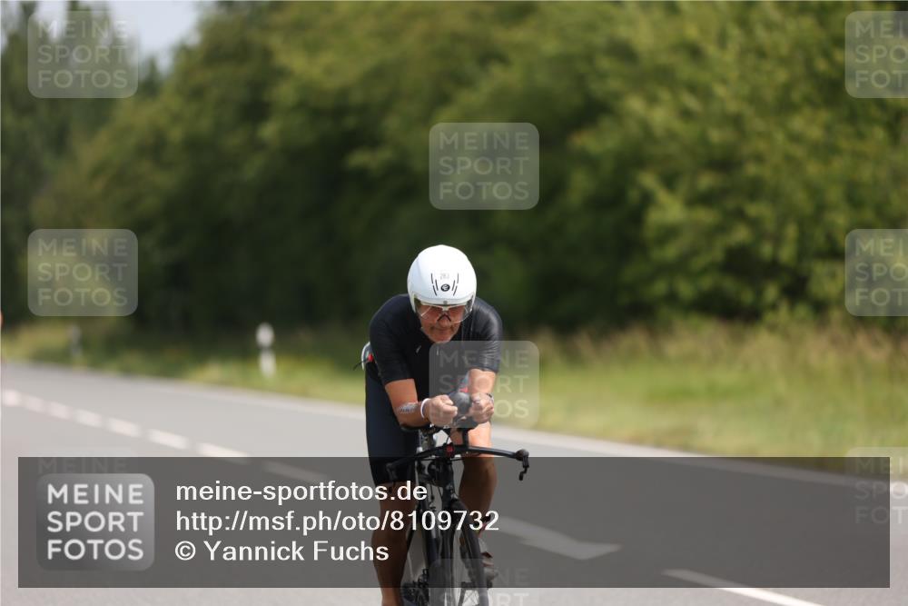 22.06.2025 - Viking Triathlon Yannick Fuchs http://msf.ph/oto/8109732 22.06.2025 11:34:00 Radfahren 28, 65, 66, 184, 186, 199, 283, 327, 369, 621, 635 meine-sportfotos.de