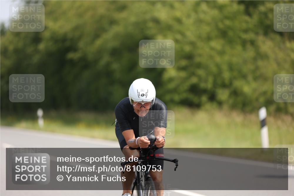 22.06.2025 - Viking Triathlon Yannick Fuchs http://msf.ph/oto/8109753 22.06.2025 11:34:00 Radfahren 28, 65, 66, 184, 186, 199, 283, 327, 369, 621, 635 meine-sportfotos.de