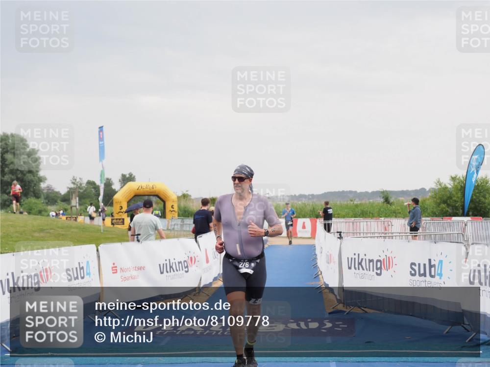 22.06.2025 - Viking Triathlon MichiJ http://msf.ph/oto/8109778 22.06.2025 16:38:49 Ziel 276 meine-sportfotos.de