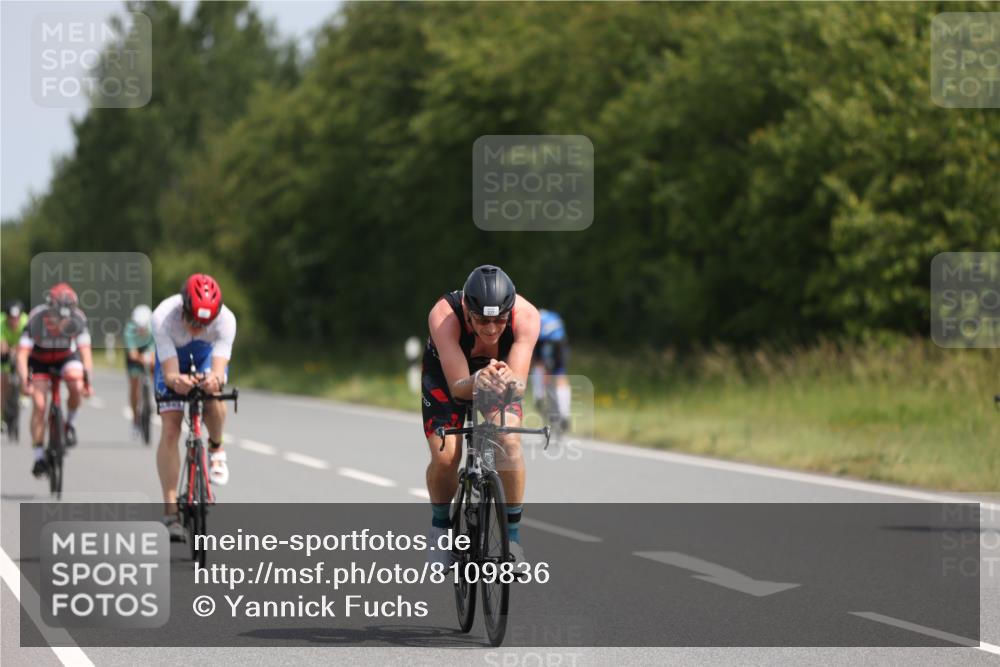22.06.2025 - Viking Triathlon Yannick Fuchs http://msf.ph/oto/8109836 22.06.2025 11:34:03 Radfahren 65, 66, 184, 186, 199, 283, 327, 330, 369, 621, 635 meine-sportfotos.de