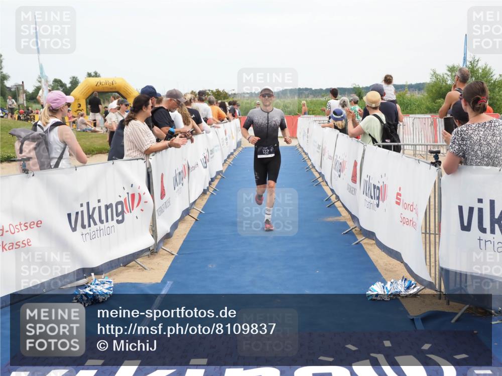 22.06.2025 - Viking Triathlon MichiJ http://msf.ph/oto/8109837 22.06.2025 15:01:18 Ziel 132 meine-sportfotos.de