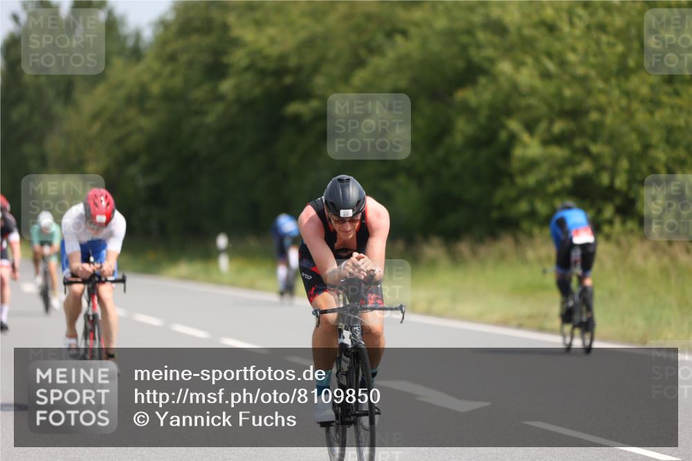 22.06.2025 - Viking Triathlon Yannick Fuchs http://msf.ph/oto/8109850 22.06.2025 11:34:03 Radfahren 65, 66, 184, 186, 199, 283, 327, 330, 369, 621, 635 meine-sportfotos.de