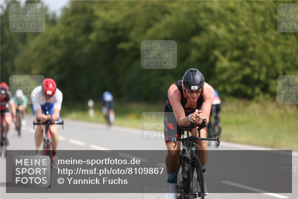 22.06.2025 - Viking Triathlon Yannick Fuchs http://msf.ph/oto/8109867 22.06.2025 11:34:04 Radfahren 65, 66, 184, 186, 199, 283, 327, 330, 369, 621 meine-sportfotos.de