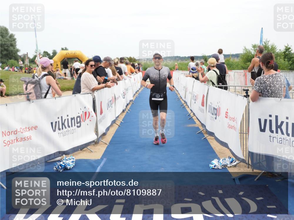22.06.2025 - Viking Triathlon MichiJ http://msf.ph/oto/8109887 22.06.2025 15:01:18 Ziel 132 meine-sportfotos.de